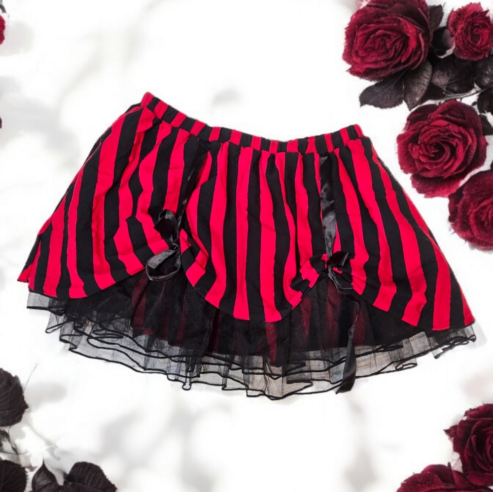 PIRATE SKIRT TRICKZ N TREATZ